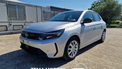 Usata Opel Corsa Edition 75 CV (55 kW) 2023 Argento Utilitaria