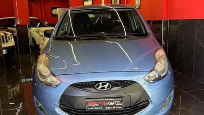Usata Hyundai ix20 Comfort 77 CV (56 kW) 2012 Blu Utilitaria
