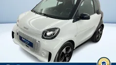 Bianco pastello Usata 2022 Smart ForTwo Electric Drive Passion Tre volumi | 13.900 € (Buon prezzo)