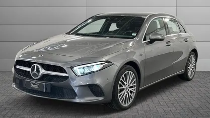 Usata Mercedes A250 Sport 160 CV (117 kW) 2020 Grigio Berlina