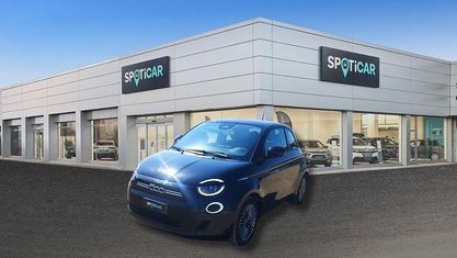 Używany Fiat 500e Icon 86 kW (118 KM) 2021 Czarny Sedan/Limuzyna