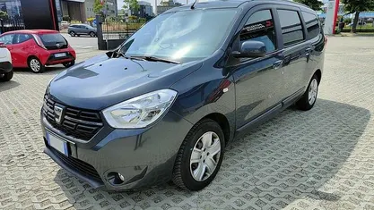 Grigio Usata 2018 Dacia Lodgy Comfort Monovolume | 9490 € (Buon prezzo)