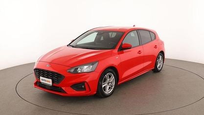 Usado Ford Focus ST-Line 125 HP (91 kW) 2020 Vermelho Sedan