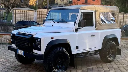 Usata Land Rover Defender 122 CV (89 kW) 2014 SUV