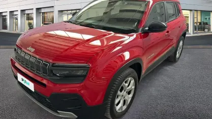 Usata Jeep Avenger Altitude 101 CV (74 kW) 2024 Rosso SUV