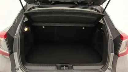 Usata Renault Captur Intens 160 CV (117 kW) 2021 Grigio SUV