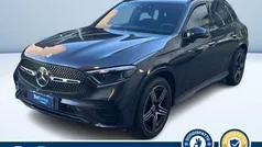 Grigio metallizzato Usata 2023 Mercedes GLC300e AMG Line Premium Plus SUV | 54.900 € (Buon prezzo)