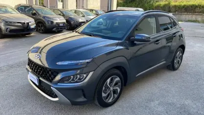 Usata Hyundai Kona 141 CV (103 kW) 2022 Grigio SUV