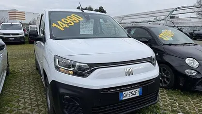 Usata Fiat Doblò 110 CV (80 kW) 2023 Monovolume