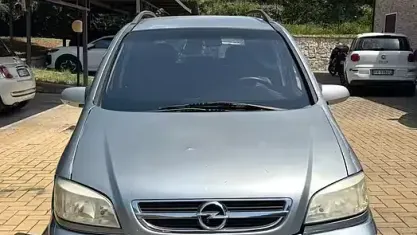 Usata Opel Zafira Eco 97 CV (71 kW) 2004 Grigio Monovolume