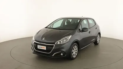 Usata Peugeot 208 Active 82 CV (60 kW) 2017 Grigio Utilitaria