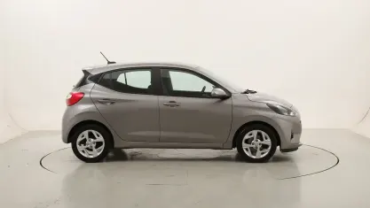 Usata Hyundai i10 67 CV (49 kW) 2022 Grigiogrigio Utilitaria