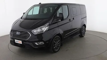 Usata Ford Tourneo Custom Titanium 131 CV (96 kW) 2023 Nero Furgone