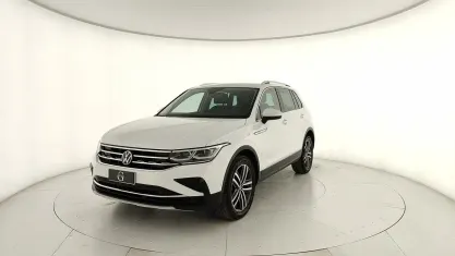 Usata VW Tiguan Elegance 150 CV (110 kW) 2023 Bianco SUV