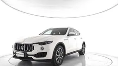 Bianco panna Usata 2017 Maserati Levante SUV | 29.900 € (Super prezzo)