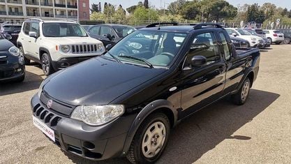Usata Fiat Strada 84 CV (61 kW) 2010 Nero Pick-up