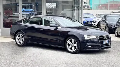 Usata Audi A5 S-Line 190 CV (139 kW) 2016 Blu Coupé