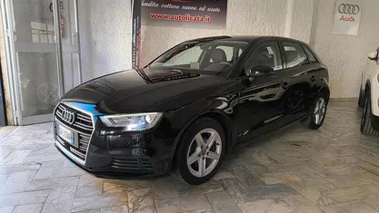 Usata Audi A3 Business 115 CV (84 kW) 2020 Nero Berlina