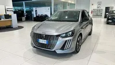 Grigio Nuova 2024 Peugeot 208 Allure Due volumi | 18.490 € (Buon prezzo)