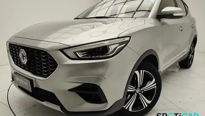 Usata MG ZS Comfort 106 CV (77 kW) 2024 Argento SUV