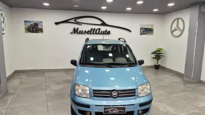 Usata Fiat Panda Emotion 75 CV (55 kW) 2006 Blu Utilitaria