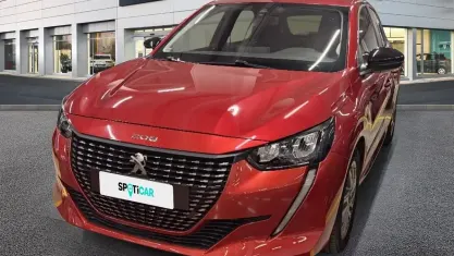 Usata Peugeot 208 Active 75 CV (55 kW) 2022 Rosso Utilitaria