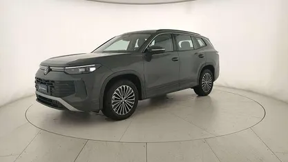 B0 dolphin grey metallizzato Usata 2025 VW Tayron Life SUV | 50.900 € (Super prezzo)
