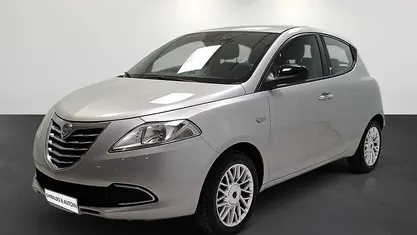 Usata Lancia Ypsilon Silver 69 CV (50 kW) 2014 Utilitaria