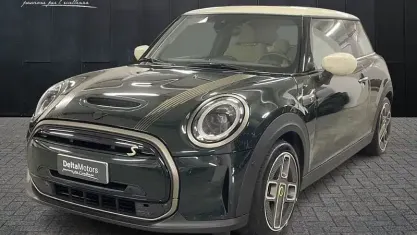 Usata Mini Cooper SE Resolute Edition 135 kW (184 CV) 2022 Verde metallizzato Utilitaria