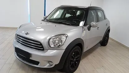 Usata Mini Cooper D Countryman Business 111 CV (81 kW) 2014 SUV