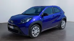 Juniper blue Usata 2024 Toyota Aygo Active Due volumi | 15.900 € (Buon prezzo)