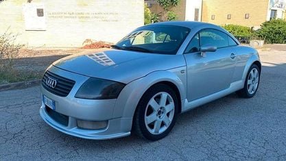 Usata Audi TT 180 CV (132 kW) 2002 Grigio Coupé