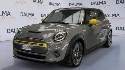 Usata Mini Cooper SE 75 kW (102 CV) 2020 Grigio artense Utilitaria