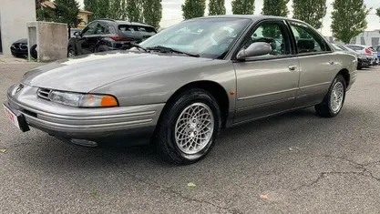 Usata 1995 Chrysler Vision Tre volumi | 4990 €