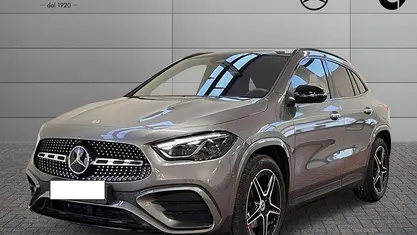 Usata Mercedes GLA200 Premium 150 CV (110 kW) 2023 Grigio SUV