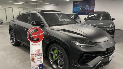 Usata Lamborghini Urus 666 CV (489 kW) 2024 Nero SUV