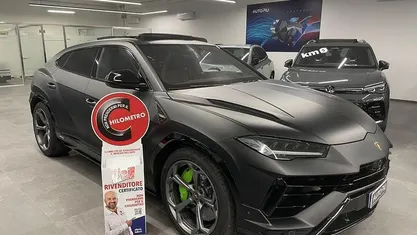 Usata Lamborghini Urus 666 CV (489 kW) 2024 SUV