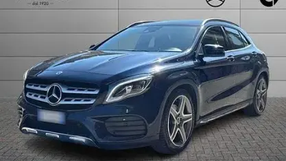 Usata Mercedes GLA220 Premium 170 CV (125 kW) 2019 Blu SUV
