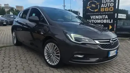 Usata Opel Astra Business 136 CV (100 kW) 2016 Grigio Berlina
