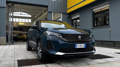 Occasion Peugeot 3008 GTi 87 ch (63 kW) 2023 Bleue Pick-up