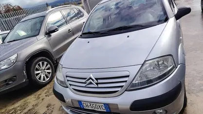 Other Usata 2003 Citroën C3 Elegance Tre volumi | 2000 € (Buon prezzo)