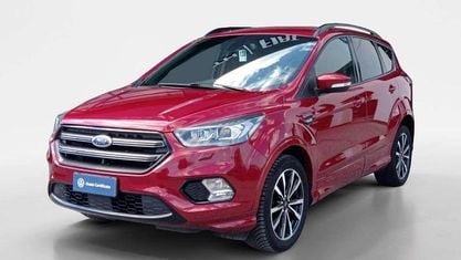 Begagnad Ford Kuga ST-Line 179 HK (131 kW) 2019 Röd SUV