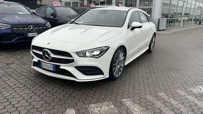 Bianco Usata 2020 Mercedes CLA180 Shooting Brake Premium Station wagon | 24.999 € (Buon prezzo)