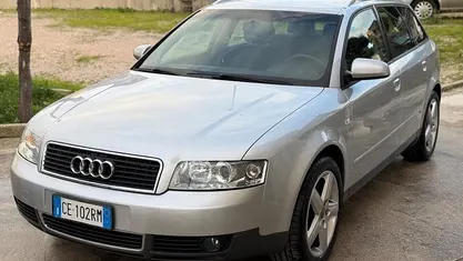 Argento Usata 2002 Audi A4 Station wagon | 3990 €