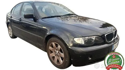 Usata BMW 318 143 CV (105 kW) 2003 Nero Berlina