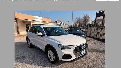Usata Audi Q3 Business 150 CV (110 kW) 2022 Bianco ghiaccio SUV