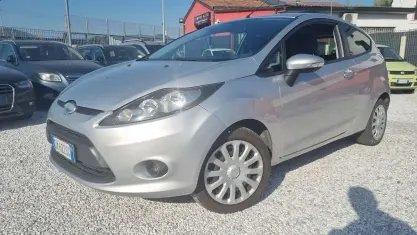 Usata Ford Fiesta Titanium 95 CV (69 kW) 2009 Other Berlina