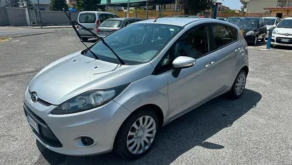 Usata Ford Fiesta 68 CV (50 kW) 2010 Berlina