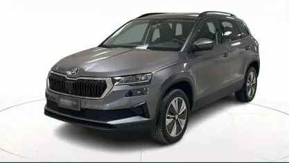 Usata Skoda Karoq Ambition 116 CV (85 kW) 2022 Grigio / pastello SUV