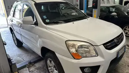 Usata Kia Sportage Active 150 CV (110 kW) 2010 Bianco SUV